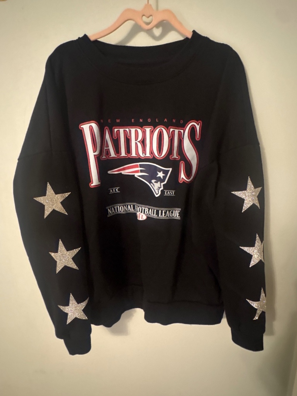 New England Patriots NFL Black Star Sleeve Sweatshirt crew neck Graphic Pullover